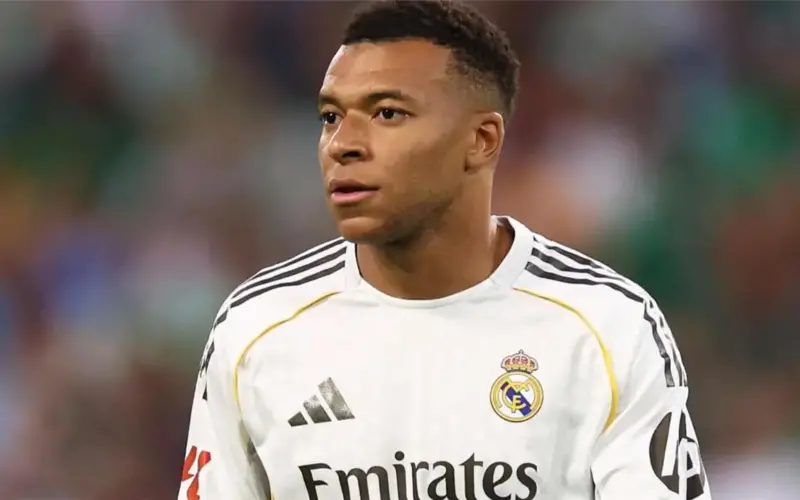 تشكيل ريال مدريد أمام إشبيلية في الدوري الإسباني.. موقف مبابي